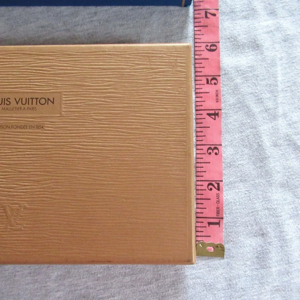 Louis Vuitton Wallet Box with Sleeve Only Gifting Designer Luxury Colorful